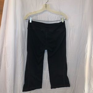 GapFit Wide Leg Capri